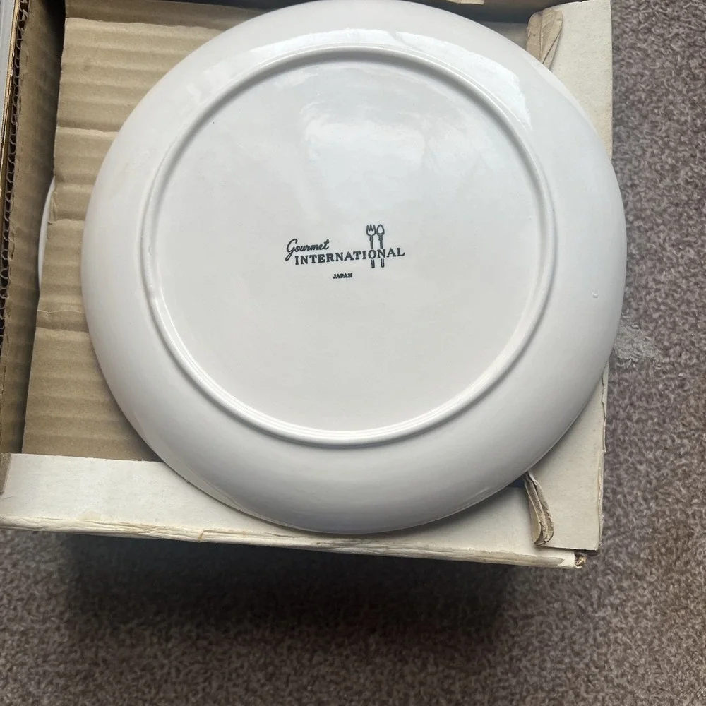 Vintage Ceramic Divided Fondue/Sushi Plates Off White  Japan  Vintage  Lot of 4